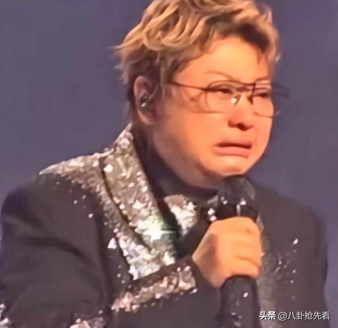 韩红塌房事件_韩红走个面争议_明星黑料最少的人是谁呀啊,